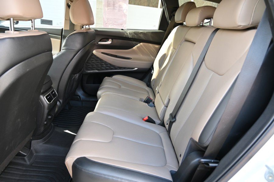2023 Hyundai Santa Fe SEL AWD photo