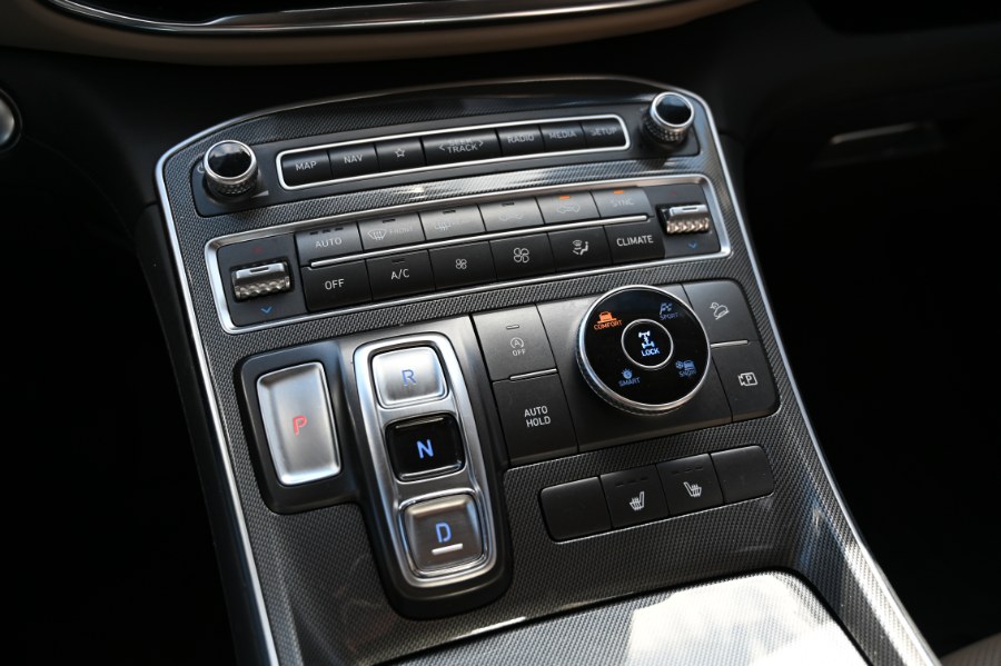 2023 Hyundai Santa Fe SEL AWD photo