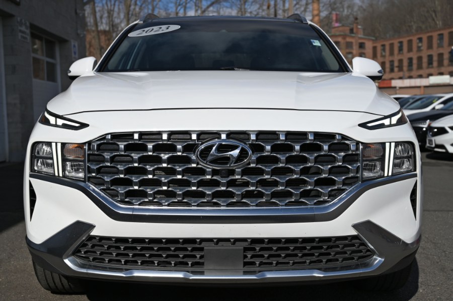 2023 Hyundai Santa Fe SEL AWD photo