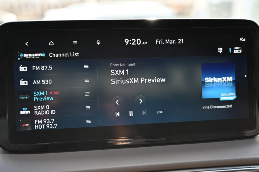 2023 Hyundai Santa Fe SEL AWD photo