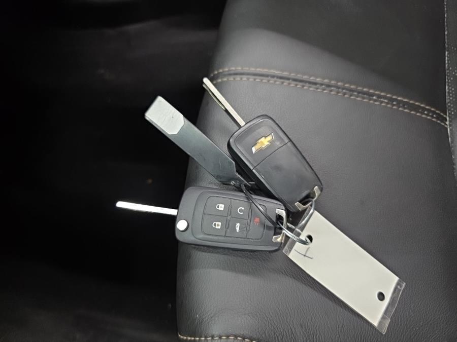 2016 Chevrolet Impala 4dr Sdn LTZ w/2LZ photo