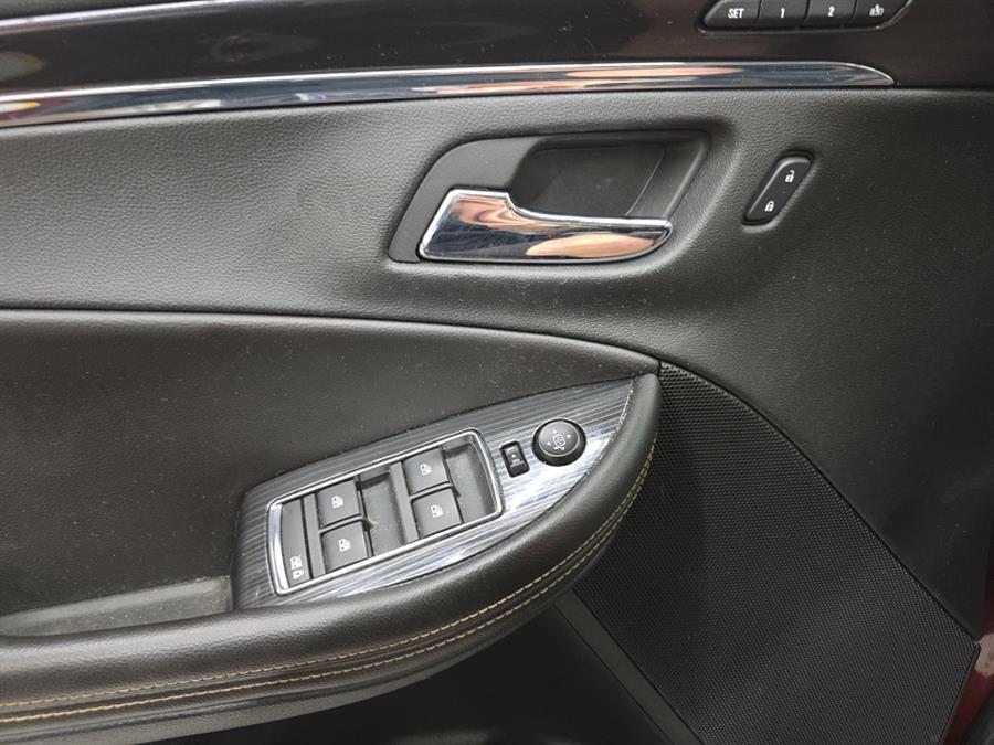2016 Chevrolet Impala 4dr Sdn LTZ w/2LZ photo