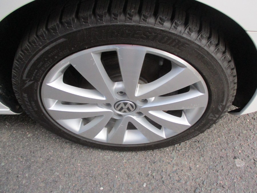2013 Volkswagen Golf TDI photo