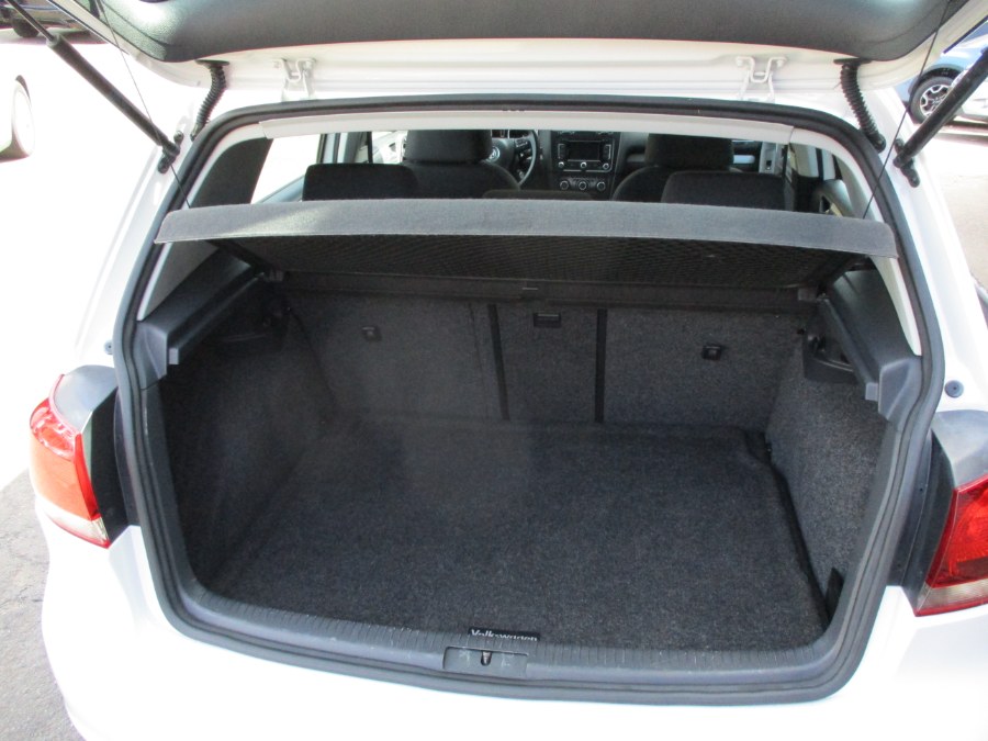 2013 Volkswagen Golf TDI photo