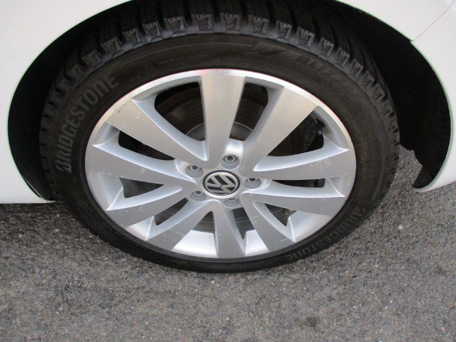 2013 Volkswagen Golf TDI photo