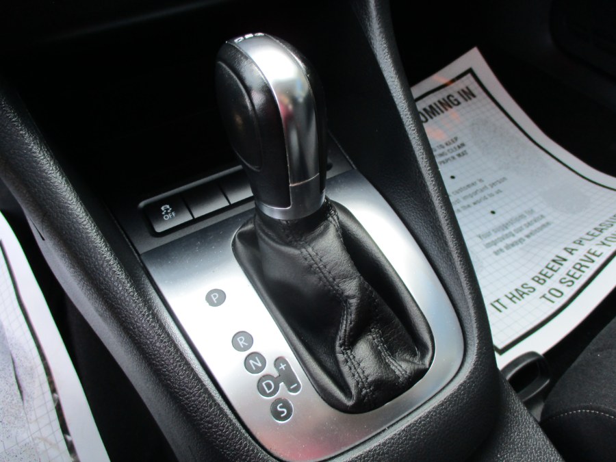 2013 Volkswagen Golf TDI photo