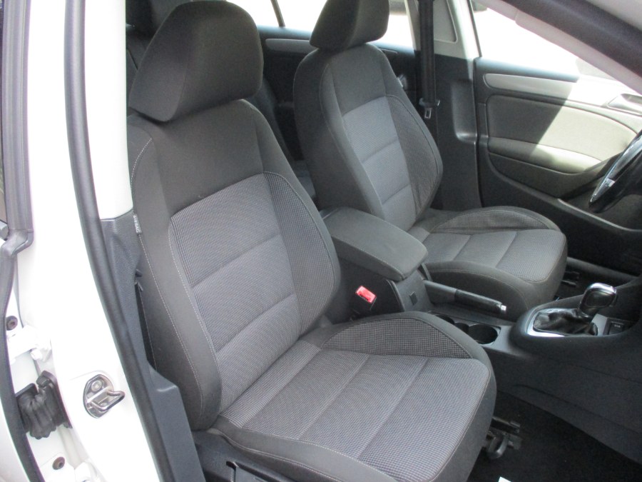 2013 Volkswagen Golf TDI photo