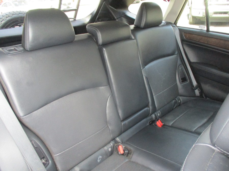 2017 Subaru Outback 2.5i Limited photo