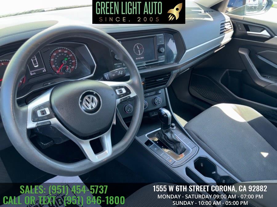 2021 Volkswagen Jetta SE Auto photo