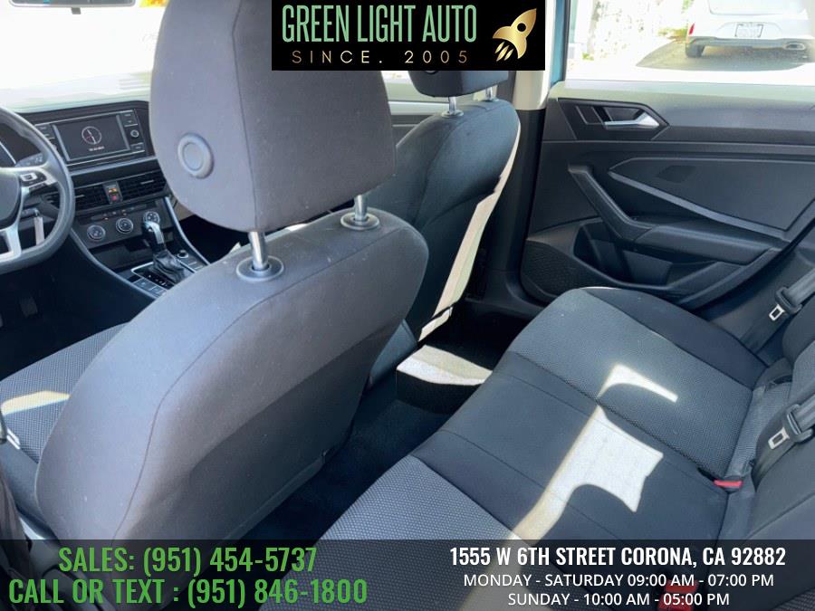 2021 Volkswagen Jetta SE Auto photo