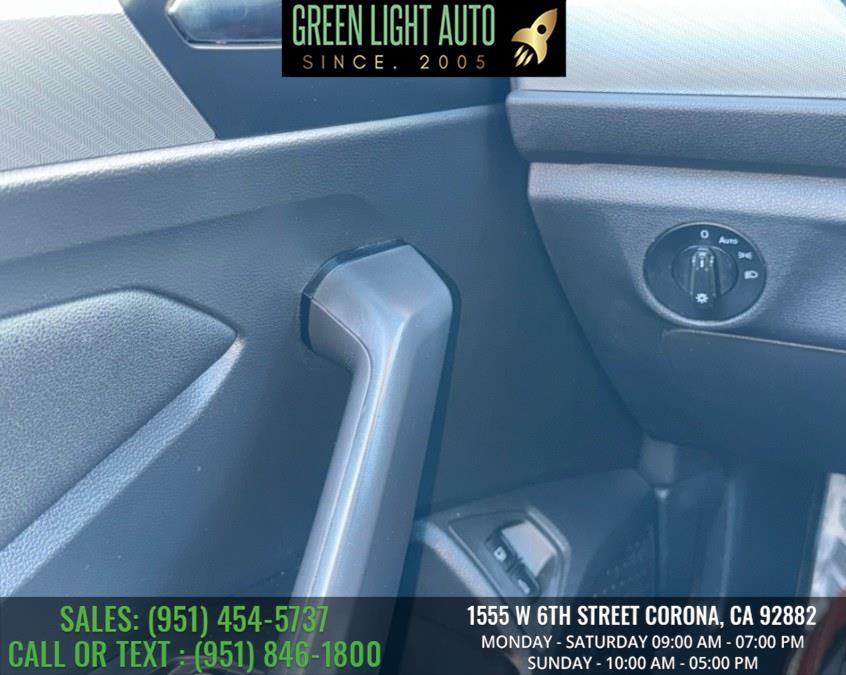 2021 Volkswagen Jetta SE Auto photo