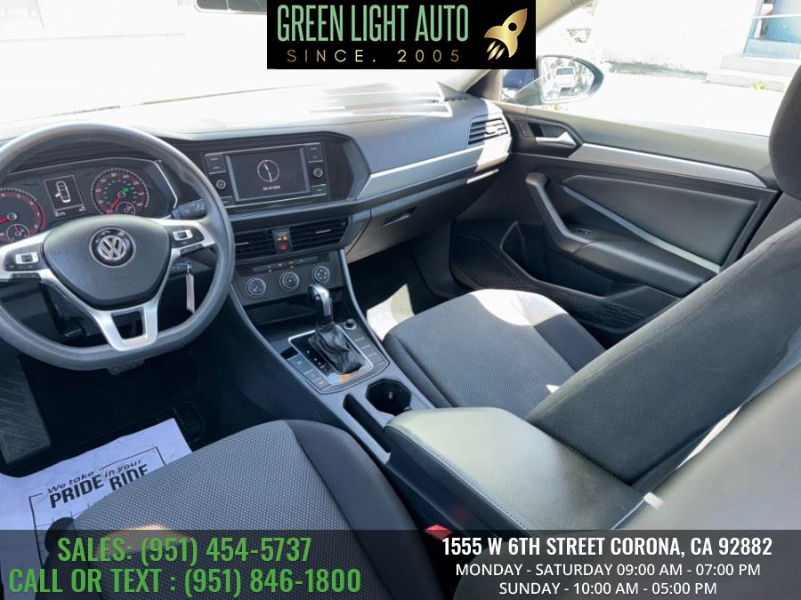 2021 Volkswagen Jetta SE Auto photo