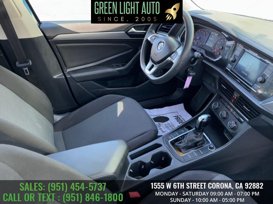 2021 Volkswagen Jetta SE Auto photo