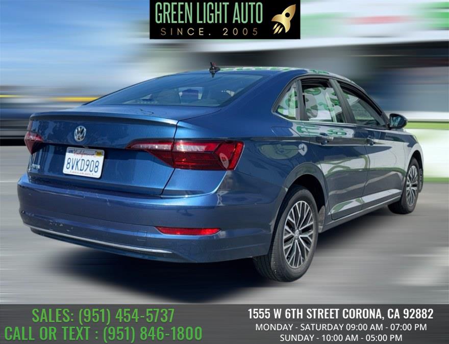 2021 Volkswagen Jetta SE Auto photo