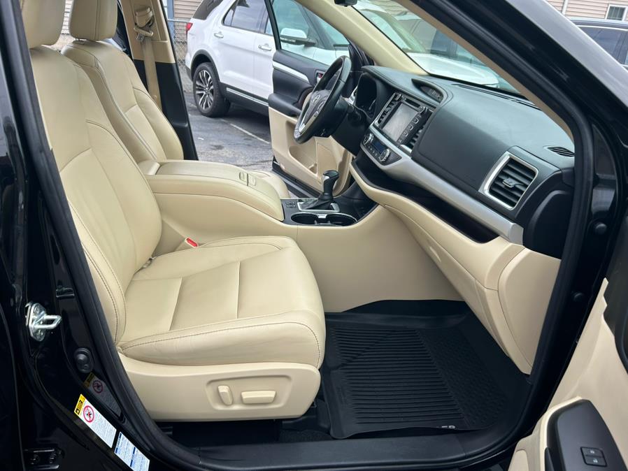 2018 Toyota Highlander XLE V6 AWD (Natl) photo
