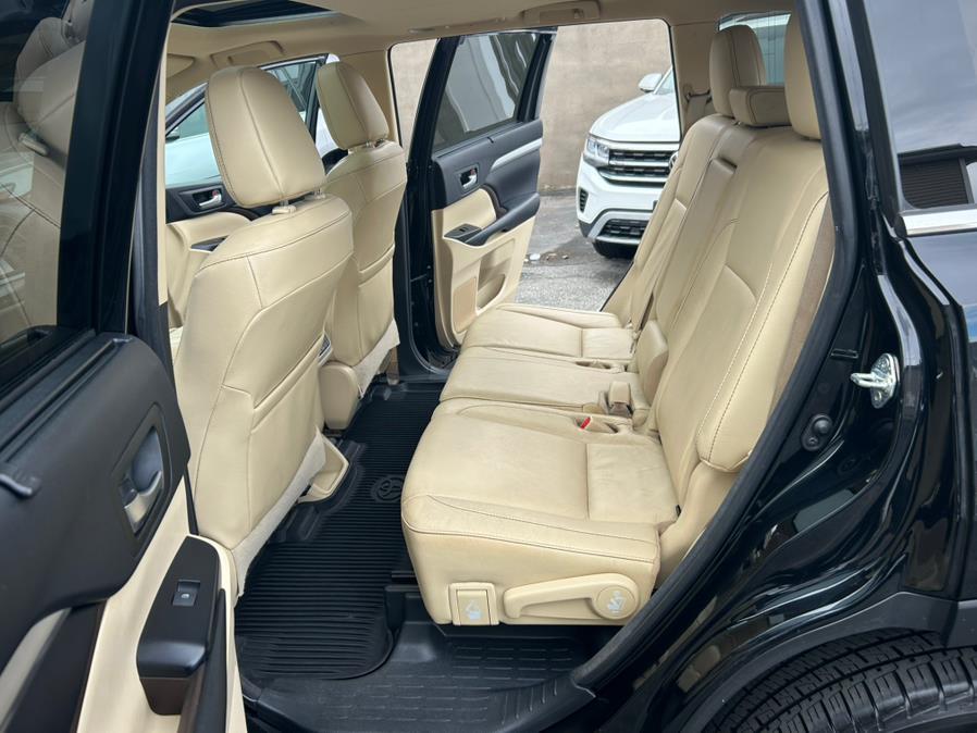 2018 Toyota Highlander XLE V6 AWD (Natl) photo