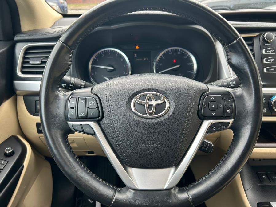 2018 Toyota Highlander XLE V6 AWD (Natl) photo
