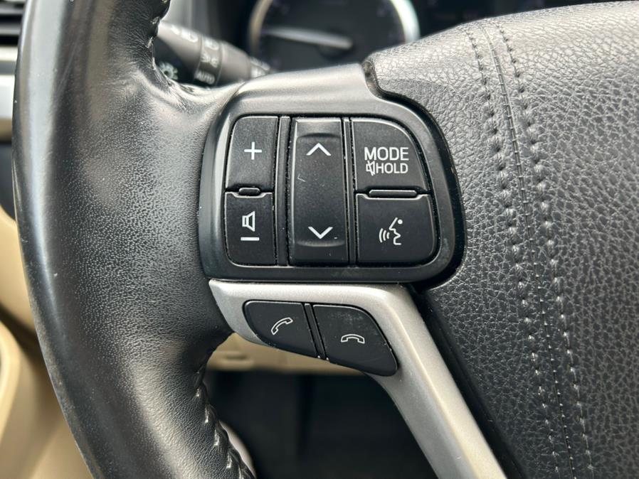 2018 Toyota Highlander XLE V6 AWD (Natl) photo