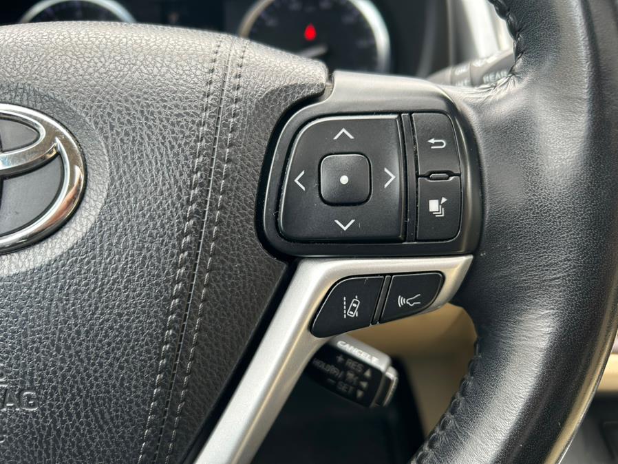 2018 Toyota Highlander XLE V6 AWD (Natl) photo
