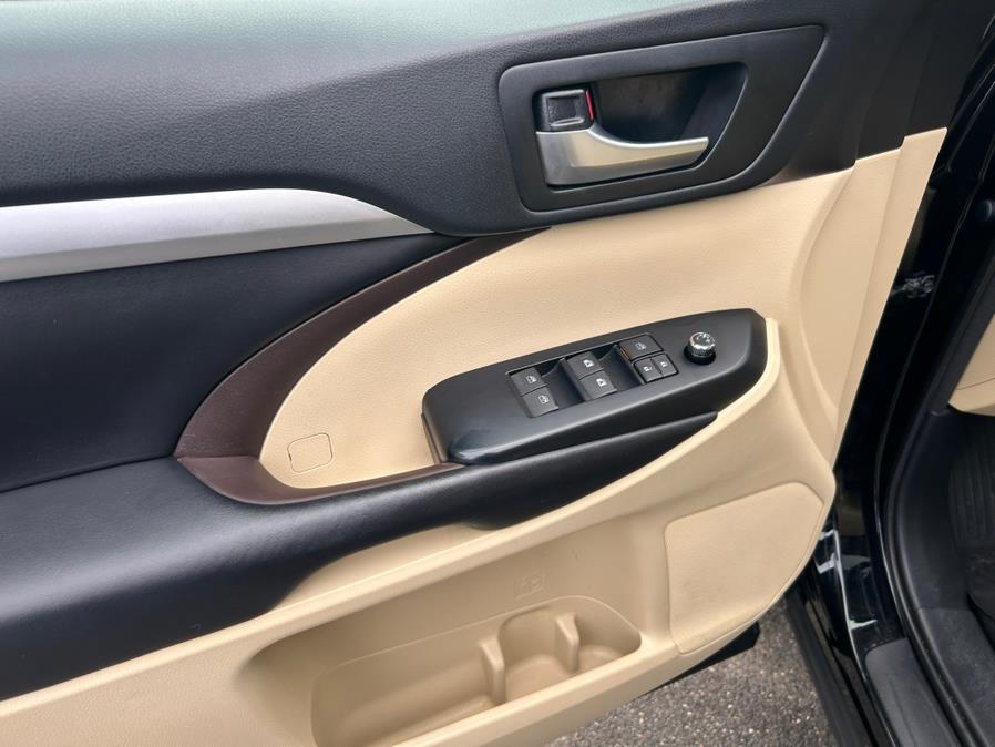 2018 Toyota Highlander XLE V6 AWD (Natl) photo