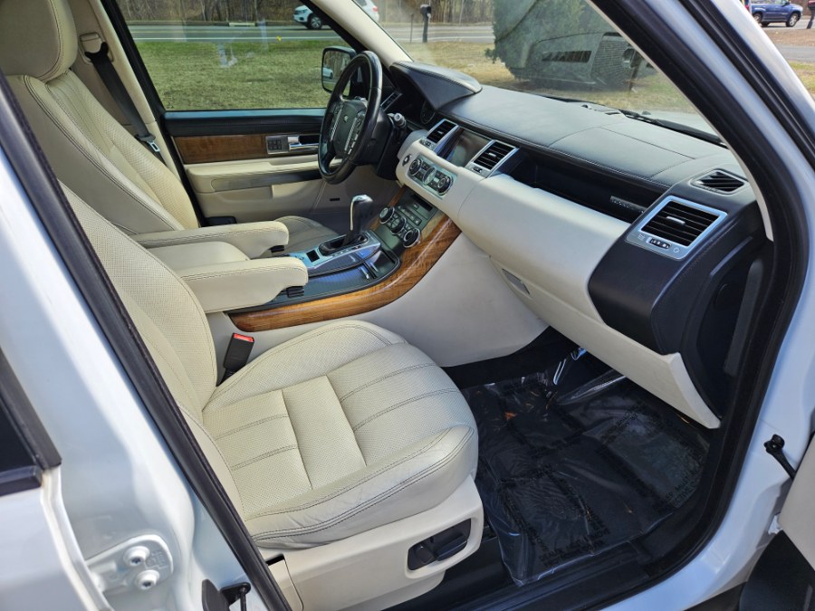 2013 Land Rover Range Rover Sport HSE LUX photo