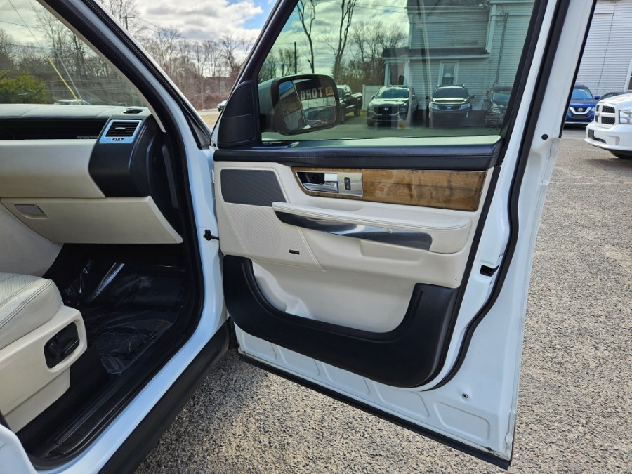 2013 Land Rover Range Rover Sport HSE LUX photo