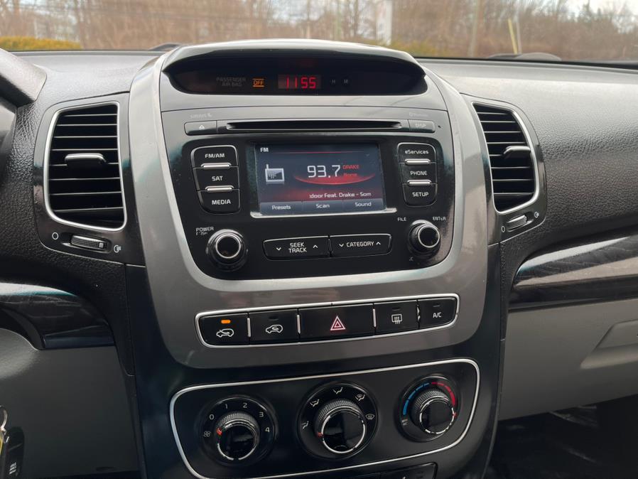 2014 Kia Sorento LX photo