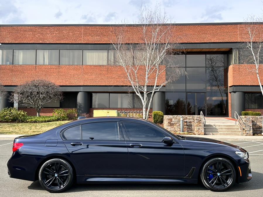 2016 BMW 7-Series 4dr Sdn 750i xDrive AWD photo