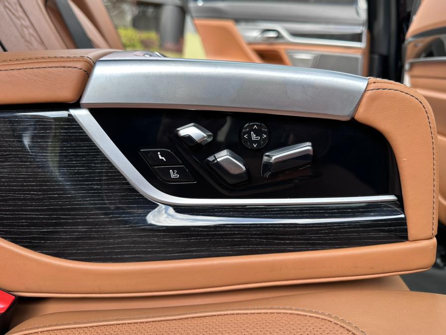 2016 BMW 7-Series 4dr Sdn 750i xDrive AWD photo