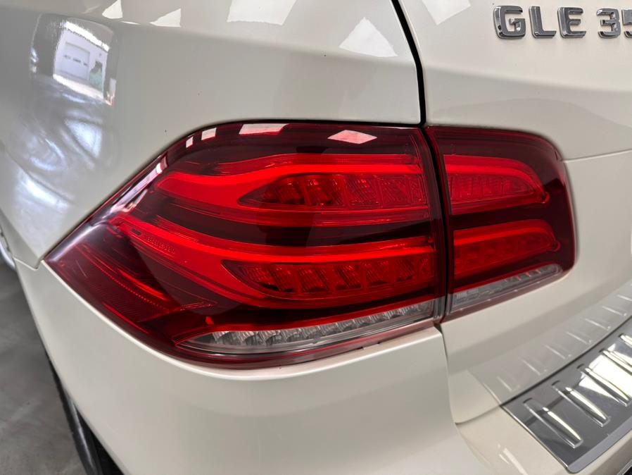 2016 Mercedes-Benz GLE 4MATIC 4dr GLE 350 photo