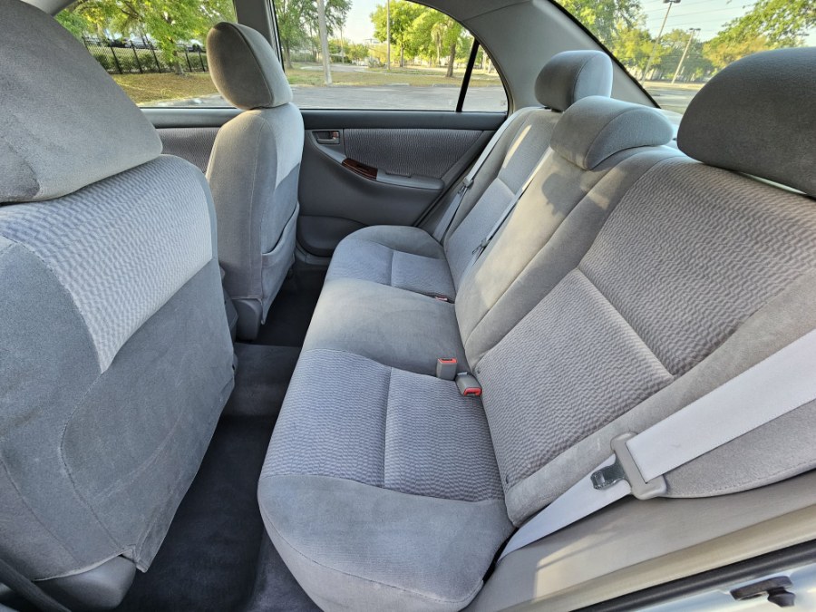 2006 Toyota Corolla CE photo