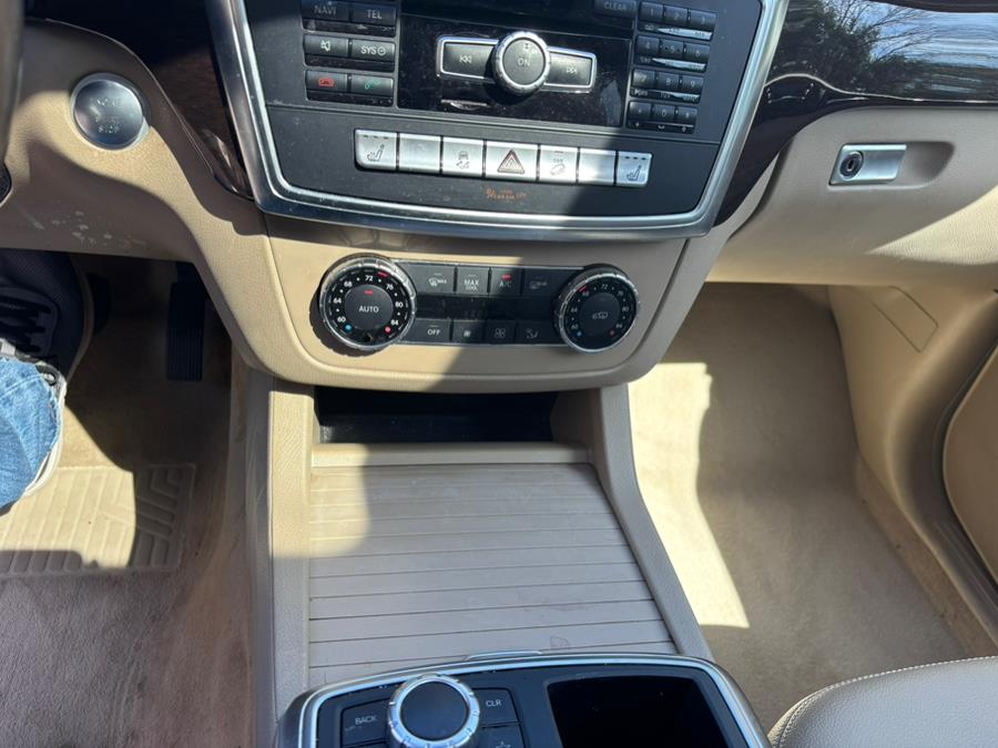 2013 Mercedes-Benz M-Class ML350 4MATIC photo