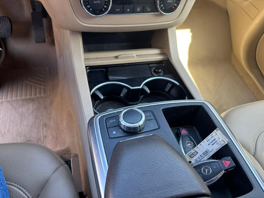 2013 Mercedes-Benz M-Class ML350 4MATIC photo
