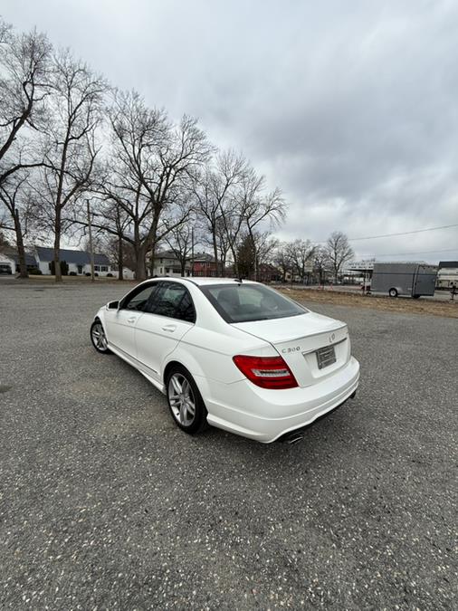 2014 Mercedes-Benz C-Class C300 4MATIC Luxury photo