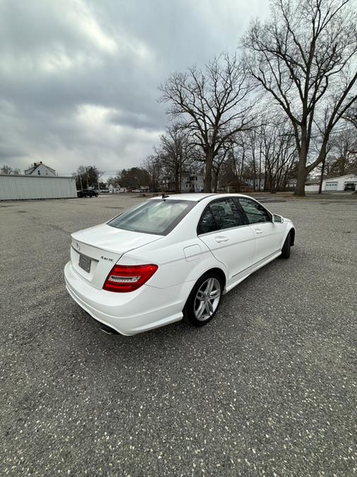 2014 Mercedes-Benz C-Class C300 4MATIC Luxury photo