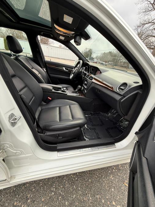 2014 Mercedes-Benz C-Class C300 4MATIC Luxury photo