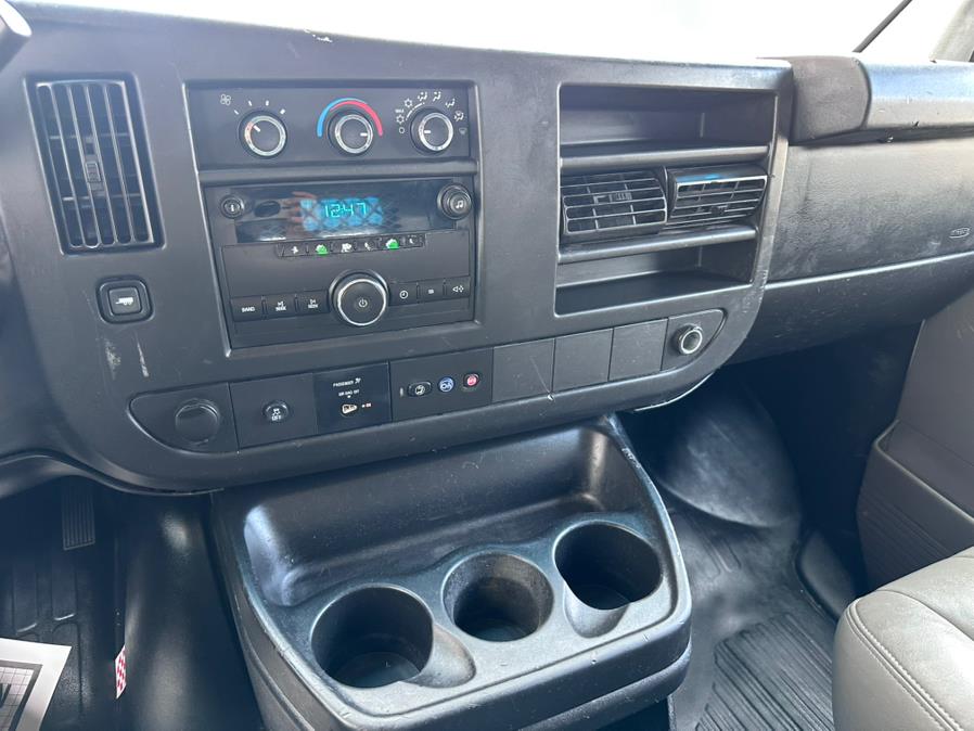 2014 Chevrolet Express 2500 2500 photo