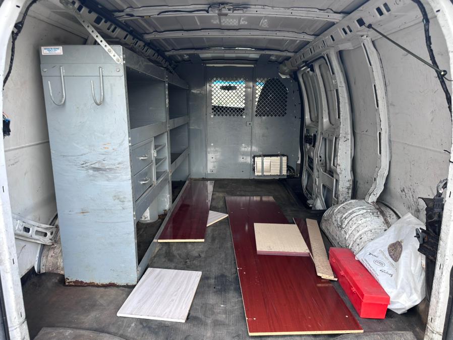 2014 Chevrolet Express 2500 2500 photo