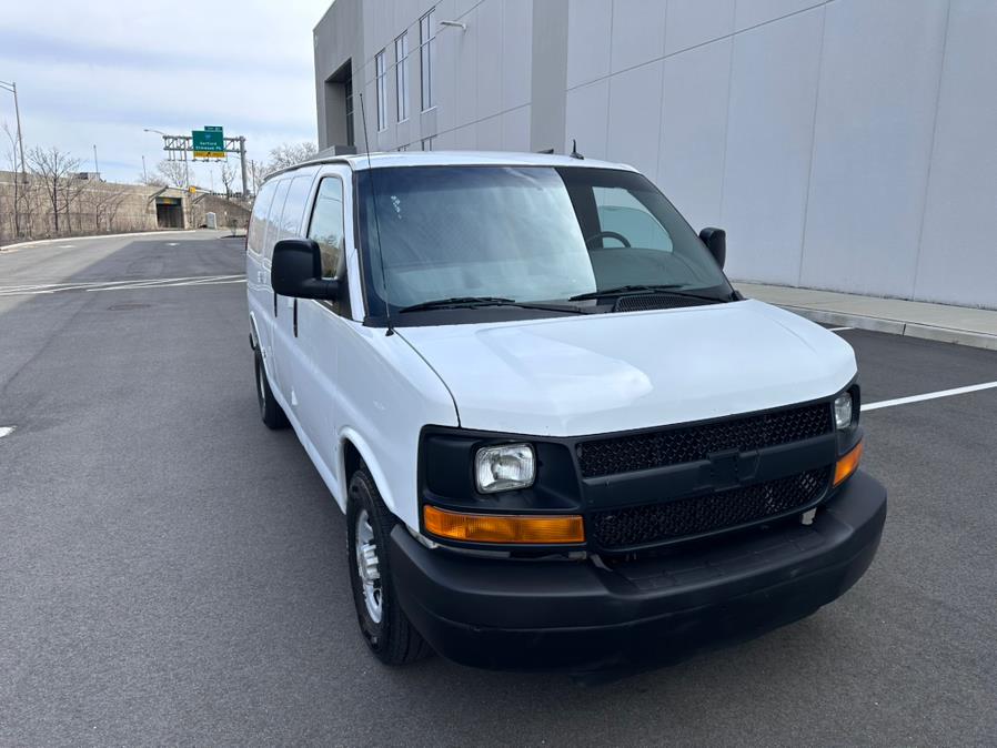 2014 Chevrolet Express 2500 2500 photo