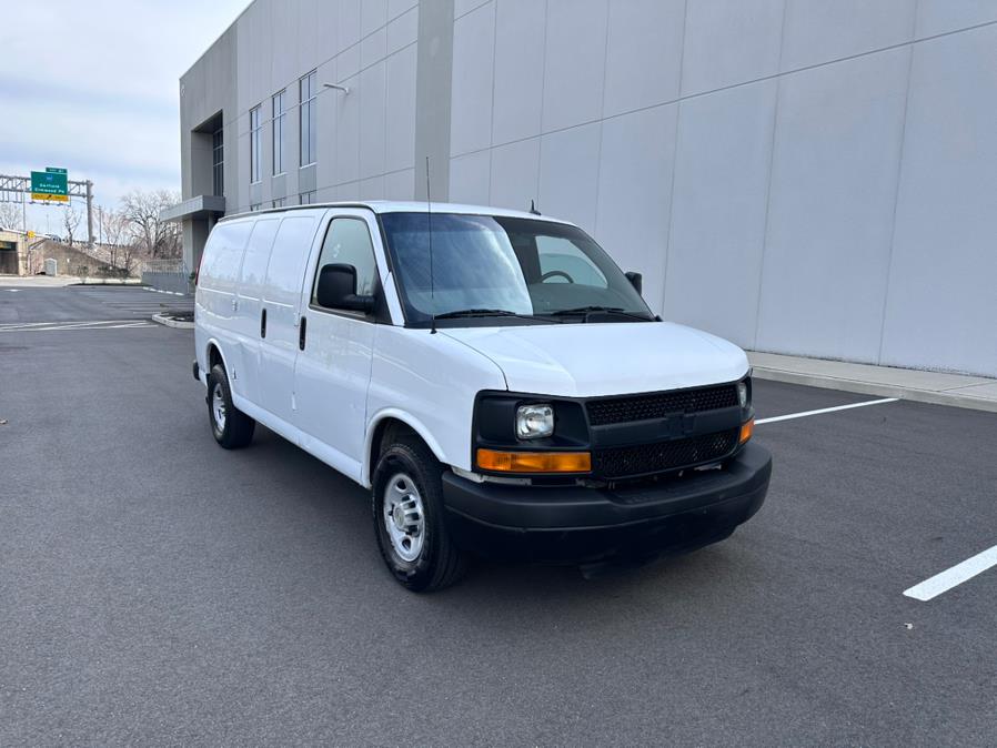 2014 Chevrolet Express 2500 2500 photo