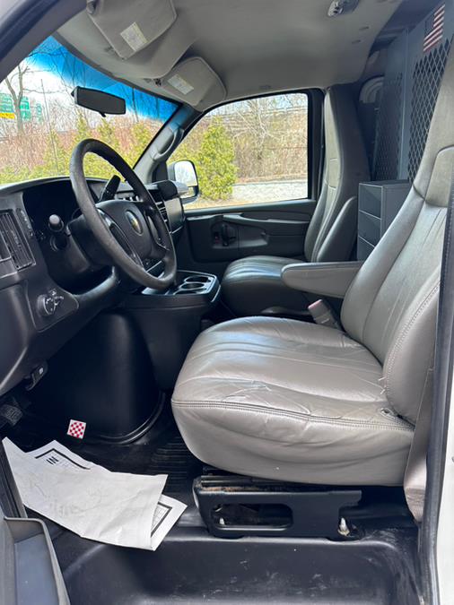 2014 Chevrolet Express 2500 2500 photo