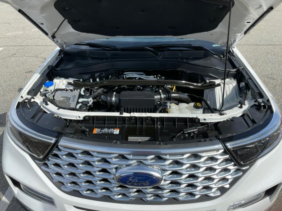 2021 Ford Explorer Platinum 4WD photo
