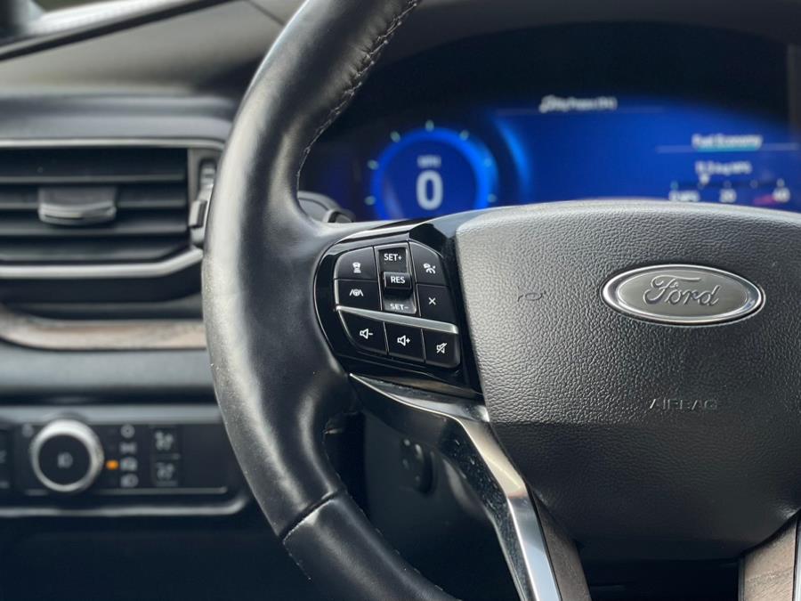 2021 Ford Explorer Platinum 4WD photo