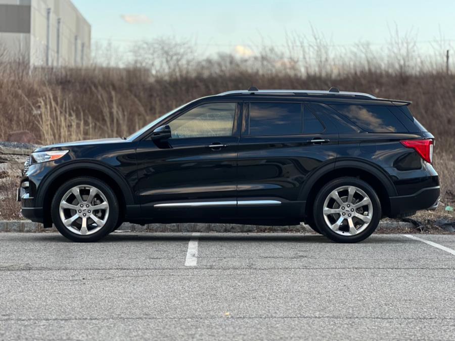 2020 Ford Explorer Platinum 4WD photo