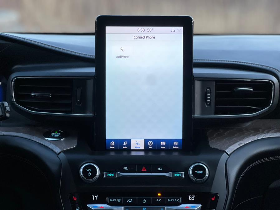 2020 Ford Explorer Platinum 4WD photo