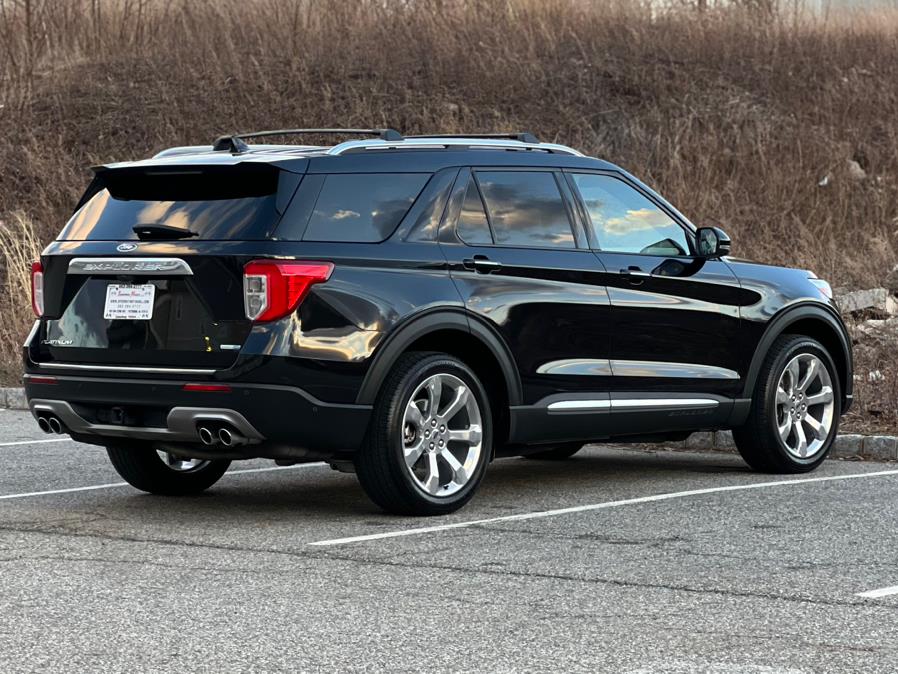 2020 Ford Explorer Platinum 4WD photo
