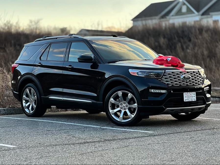 2020 Ford Explorer Platinum 4WD photo