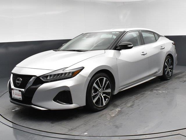 2023 Nissan Maxima SV photo
