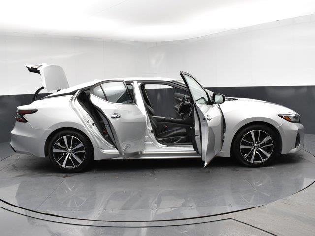 2023 Nissan Maxima SV photo