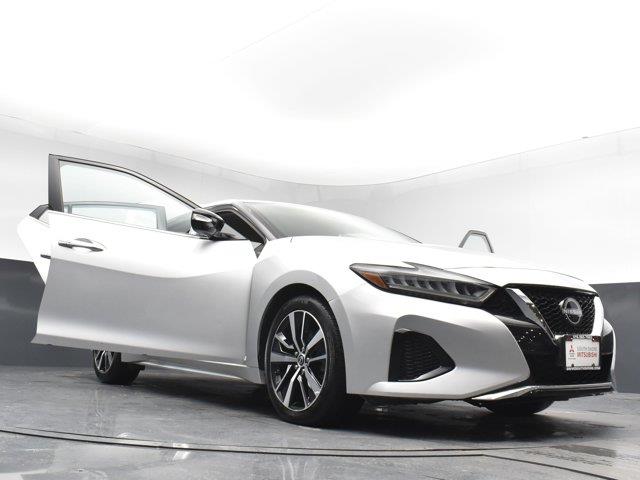 2023 Nissan Maxima SV photo
